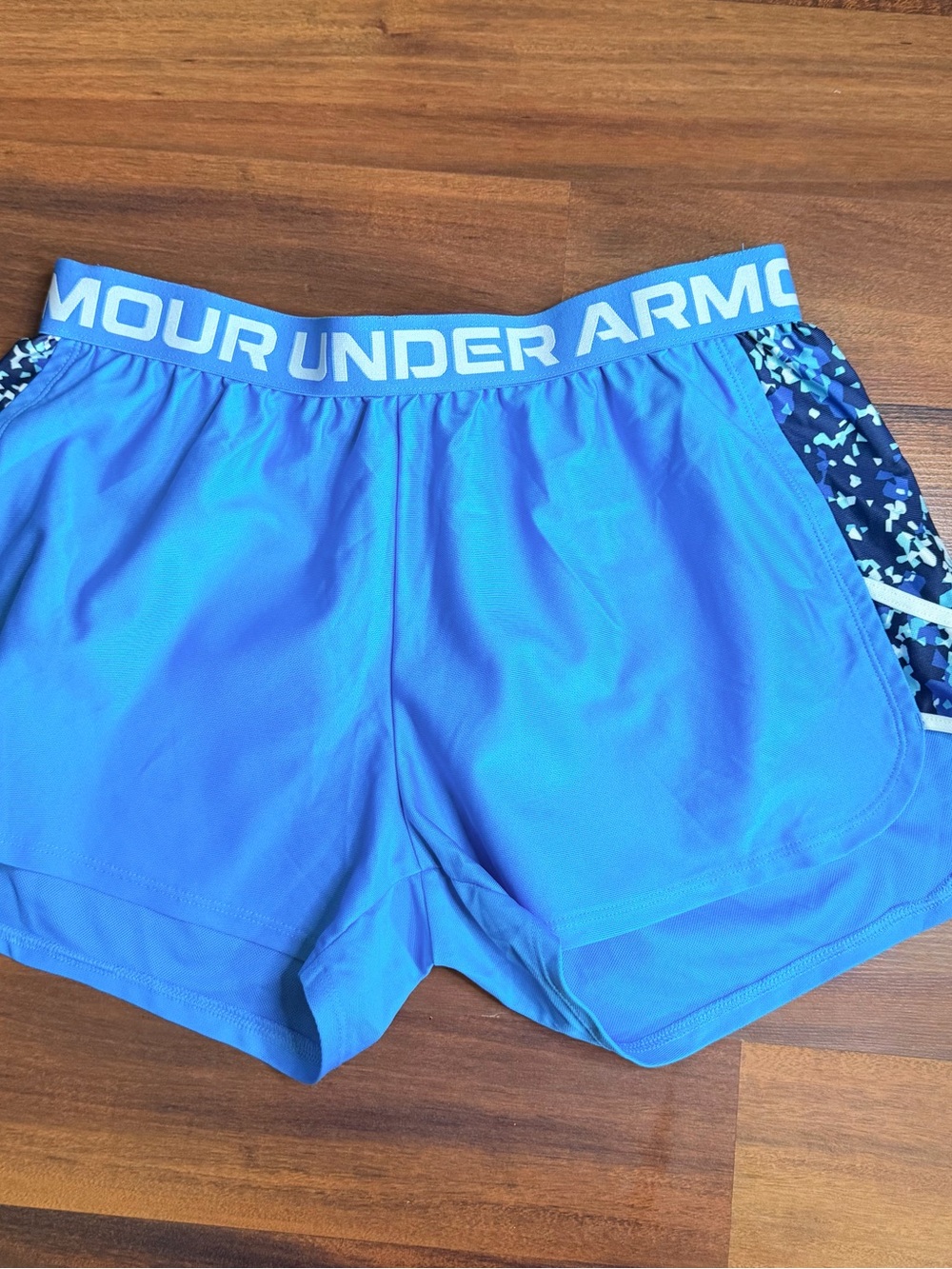 Under Armour Play Up 2.0 Athletic Shorts Periwinkle Blue Patterned Size Large